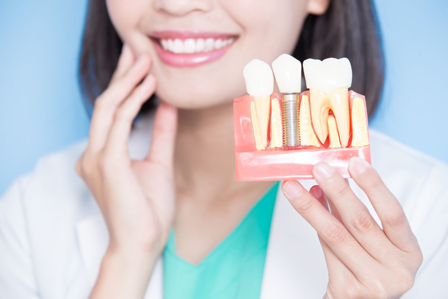 The Benefits of Dental Implants for a Healthy and Beautiful Smile